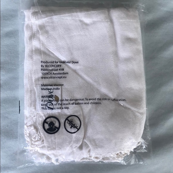 Cream Pashmina - Picture 2 of 3